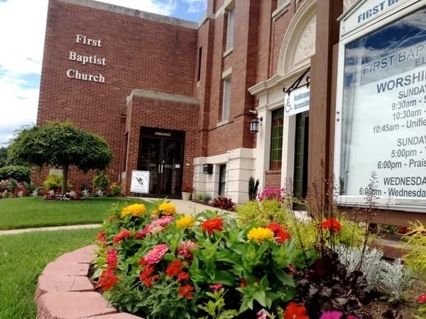 First Baptist Church of Elkins - Home of Shining Light Christian Academy